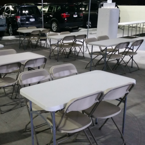 4 ft rectangular table rentals in Los Angeles.